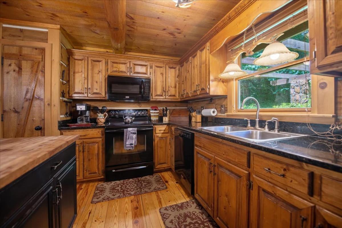 Willa Waterfront Mountain Cabin With Hot Tub Blue Ridge Zewnętrze zdjęcie